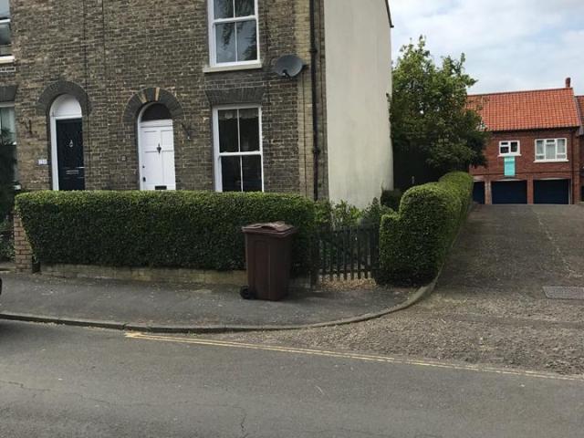 Newmarket Street, Norwich, NR2 2 bed terraced house to rent £1,295 pcm £299 pw