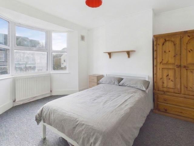 Newmarket Road, Brighton BN2, 4 bed terraced house to rent, £2,782 pcm | PrimeLocation