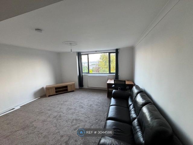 Newmills, Dunfermline KY12, 3 bed flat to rent, £1,500 pcm | PrimeLocation