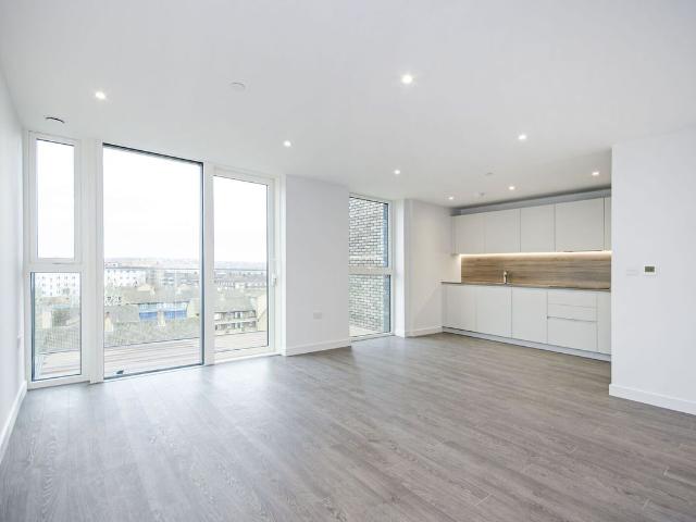 Newnton Close, Manor House, London N4, 1 bed flat to rent, £2,400 pcm | PrimeLocation