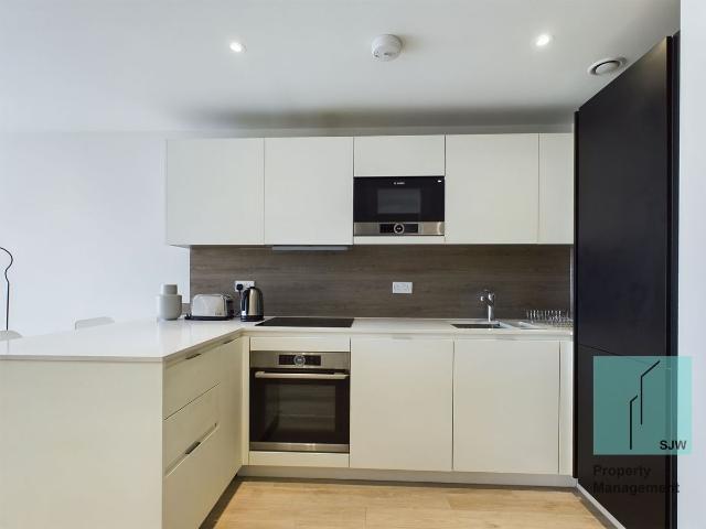 Newnton Close, Skylark Point N4, 1 bed flat to rent, £2,250 pcm | PrimeLocation