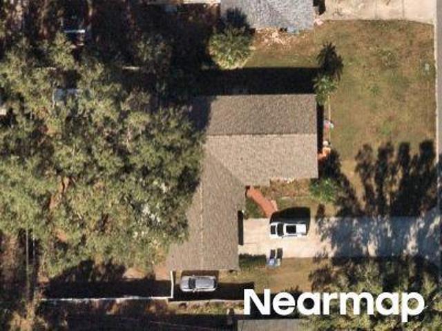 Newport Ave