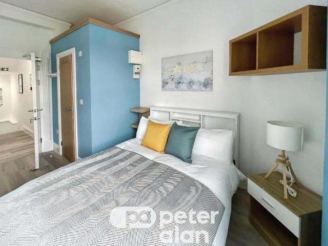 Newport Road, Cardiff, CF24 1 bed serviced apartment to rent £800 pcm £185 pw