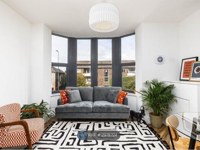 None, 2 bed flat to rent, £277 | PrimeLocation