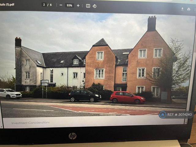 Newport Road, Old St. Mellons. 2 bed flat to rent £950 pcm £219 pw