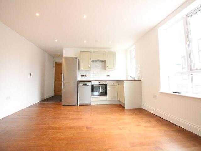 Newport Road, Roath CF24, 1 bed terraced house to rent, £795 pcm | PrimeLocation
