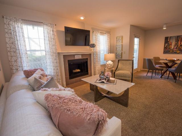 Newport Wichita Apts. 2 Bedroom Apartment for Rent at 770 N Silver Springs Blvd, Wichita, KS 67212