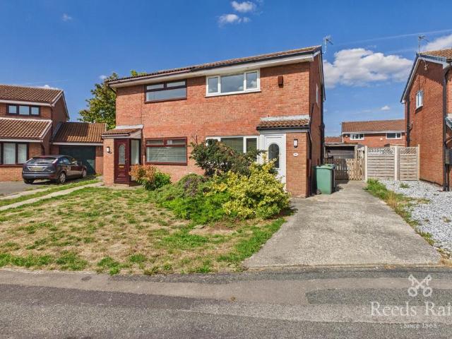 Newsham Close, Cheshire WA8 2 bed semi detached house to rent £925 pcm £213 pw