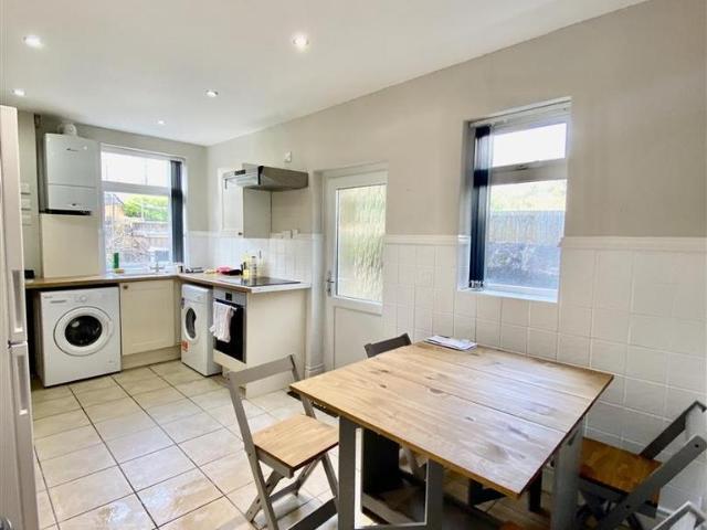 Newsham Road, Lancaster LA1 4 bed private hall to rent £706 pcm £163 pw