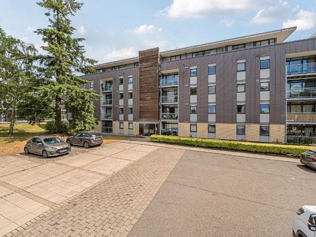 Newsom, Hatfield Road, St.Albans AL1, 2 bed flat to rent, £2,000 pcm | PrimeLocation