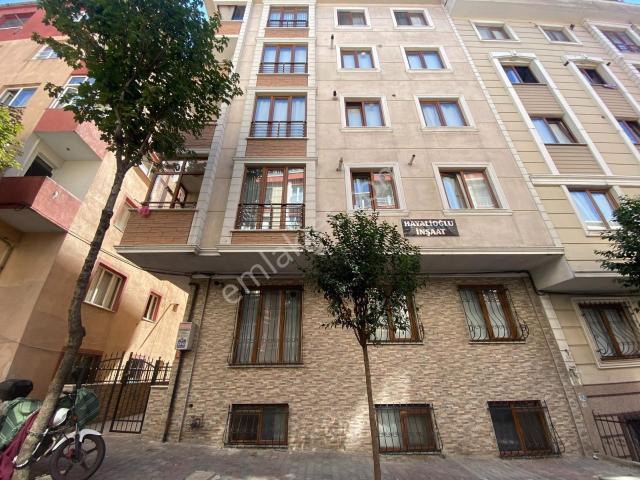 Next Housetan Cumhuriyet Mahallesinde Fırsat 2+1 Bahçe Katı