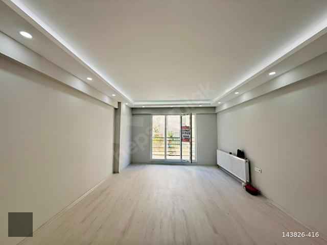 NEXUS'TAN ÇINARLI MAH'DE BAHÇE KULLANIM ALANLI 2+1 KİRALIK DAİRE