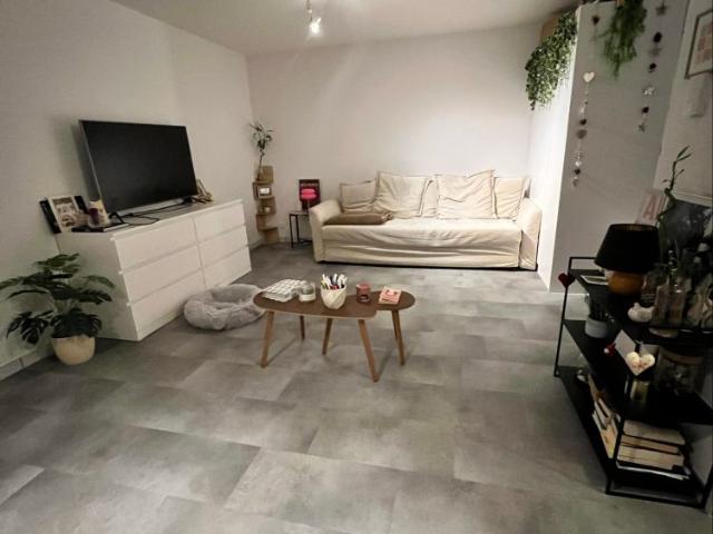 Neyruz Appartement 2,5 pièces lumineux avec terrasse