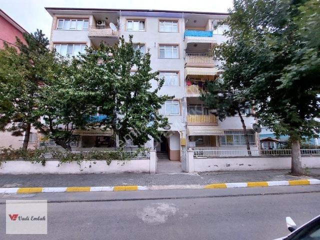 Nezih Semtte Satılık Ara Kat Kullanışlı Daire | Vadi Emlak