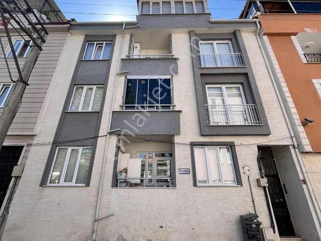 Nezir Gayrimenkul'den Çatı Katı Eşyalı Kiralık Daire