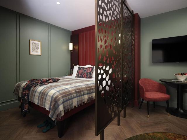 NH Harrington Hall, 5 25 Harrington Gardens, London, SW7 4LJ, United Kingdom | Studio apartment for rent #137016934 | Rentberry