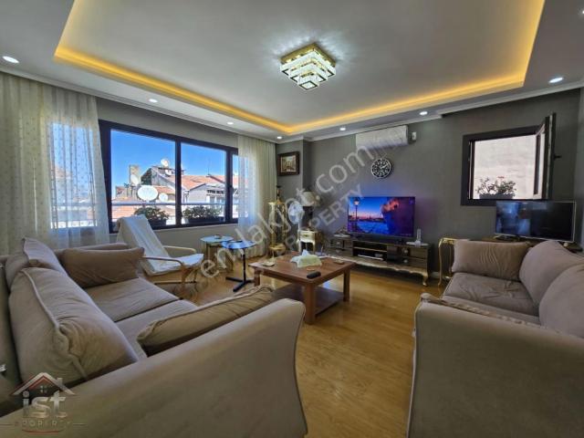 Nişantaşı Rumeli Cadde'de Asansörlü 70 M² Lüks 1+1 Ful Eşyalı