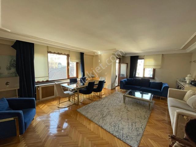 Nişantaşı Teşvikiye Ferah Sokakta 3+1 Asansörlü Satılık Daire