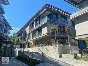 NİDAPARK İSTİNYE KORU'DA SATILIK 2+1 DAİRE