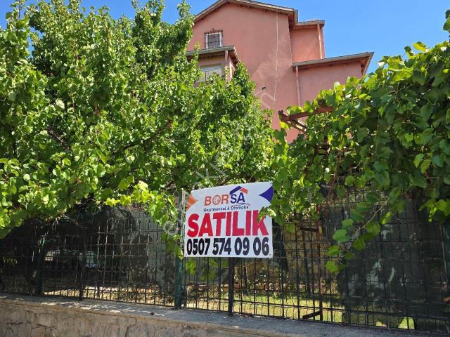 Niğde Bor Ahmet Kuddusi Mahallesinde Satılık Villa