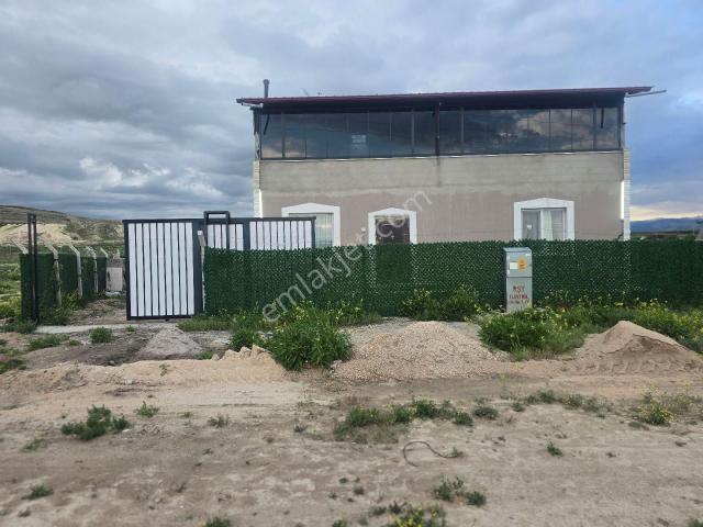Niğde Bpr Bahçeli/saray Mahallesinde Satılık 1+1 Dubleks Villa