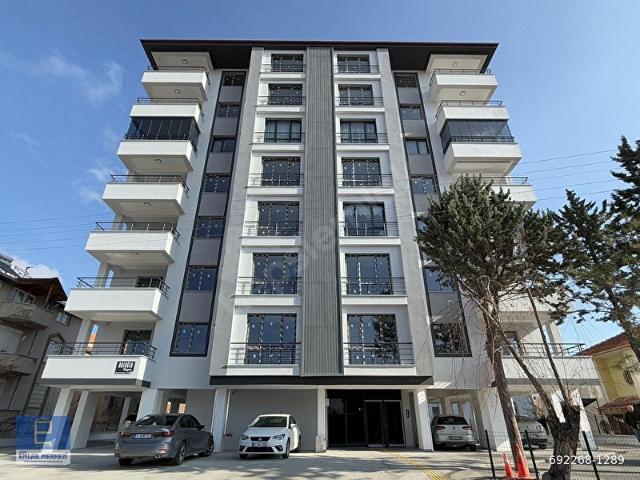 NİĞDE MERKEZ VALİ KONAĞI YANI TAM YAPILI KOMBİLİ 3+1 SATILIK SIFIR DAİRE