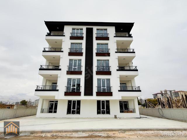 NİĞDE SELÇUK MH. CAMİİ VE SALI PAZ. YAKIN 2+1 SATILIK SFR DAİRE