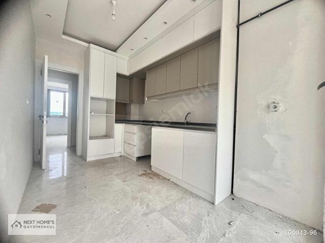 NİHATZEYBEKÇİ KONGREMERKEZİ YAKINI OTOPARKLI ARAKAT SIFIR DAİRE