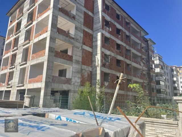 NİKSAR ELİT EMLAKTAN ŞEHİR MERKEZİNDE 1+1 SATILIK DAİRE