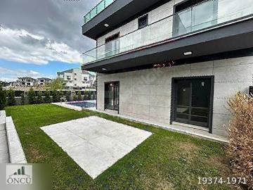 Nilüfer, Bursa ili, Marmara Bölgesi - Uüzme havuzu