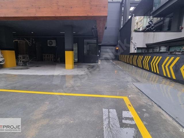 NİSBETİYE DE CADDE ÜZERİ YENİ BİNA 4 BÖLÜM OFİSE UYGUN