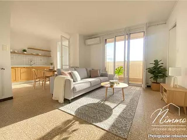 Nîmes 30000 Achat / Vente appartement 4 pièces t4 au dernier étage