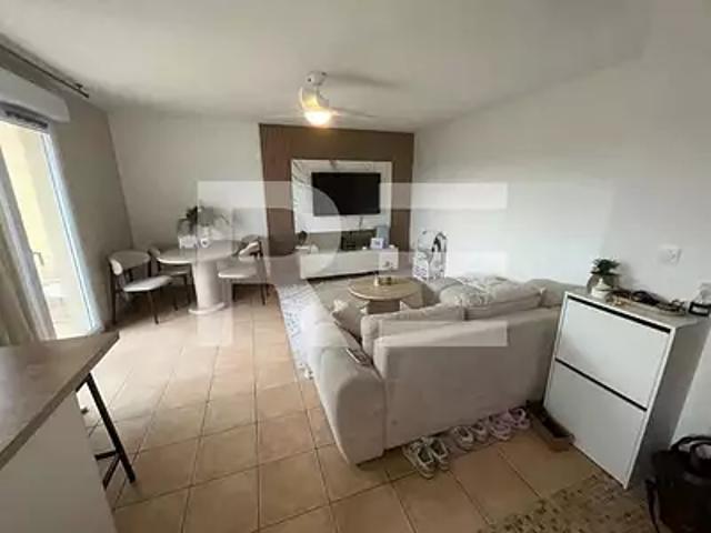 Nîmes 30000 Achat / Vente appartement 2 pièces t2 au dernier étage balcon
