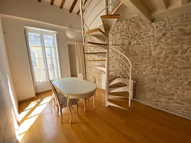 Nîmes 30000 Achat / Vente appartement 3 pièces t3 au dernier étage