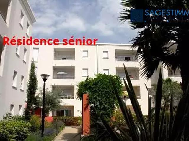 Nîmes 30000 Location appartement 2 pièces t2 au dernier étage