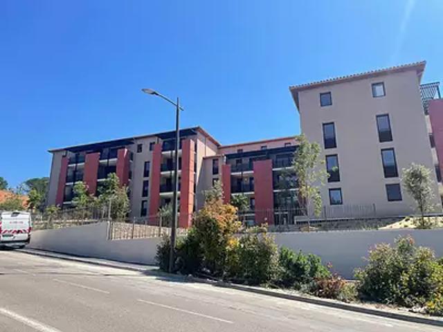 Nîmes 30000 Location appartement 3 pièces t3