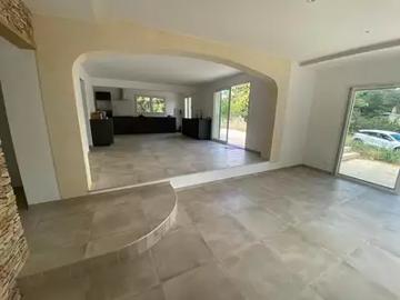 Nîmes 30900 Location maison 4 pièces t4 jardin terrasse