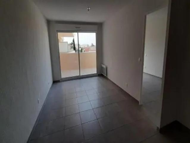 nimes – appartement 2 pièces – 41.20m² – réf:9257