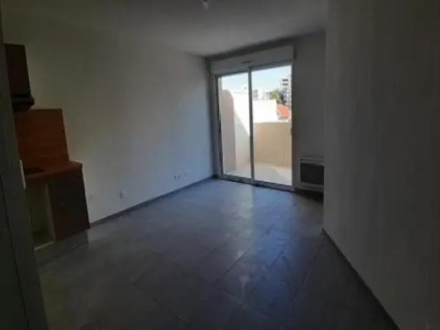 nimes – appartement 2 pièces – 42.80m² – réf:9252