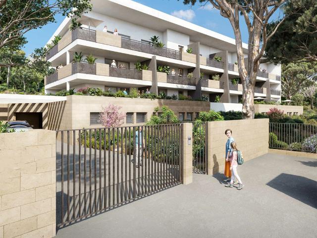 Nîmes écrin de verdure sur la colline Montaury