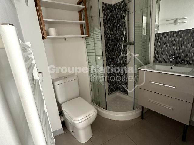 Nimes quartier Hoch Sernam Studio avec climatisation