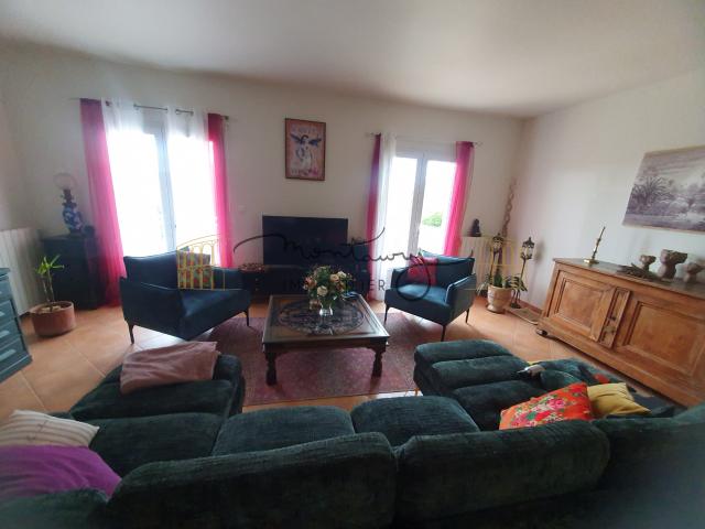 NÎMES SECTEUR TERRES DE ROUVIÈRE / ROUTE D’UZÈS MAISON A LOUER P4 134 M2 AVEC JARDIN