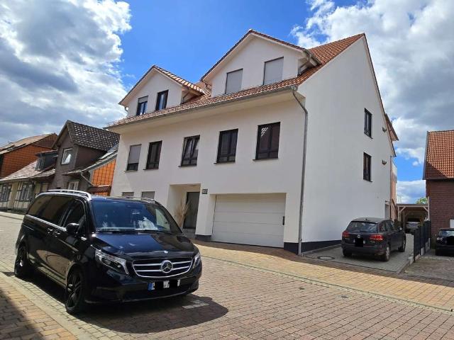 Nimm Dein Wohnglück selbst in die Hand! Helle 3 Zi Whg. mit großer Dachterrasse!