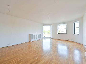 Nine Elms Lane, Nine Elms, London, SW8 1 bed flat to rent £4,000 pcm £923 pw