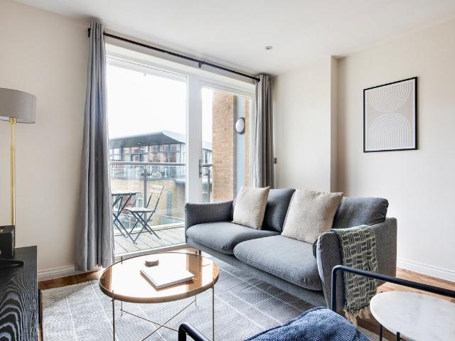 Nine Elms SW8, 1 bed flat to rent, £2,680 pcm | PrimeLocation