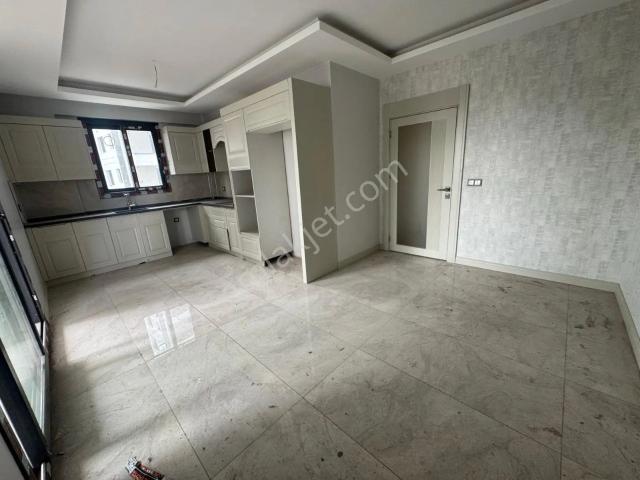 Ninova Avm Arkasında Sıfır Yapı Cadde Mağazalı Lüx 3.5+1 Oda Daire
