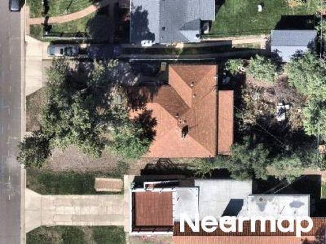 Niagara St