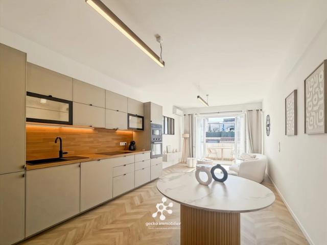Nice Musicien 3 pièces en dernier étage rénové avec balcons