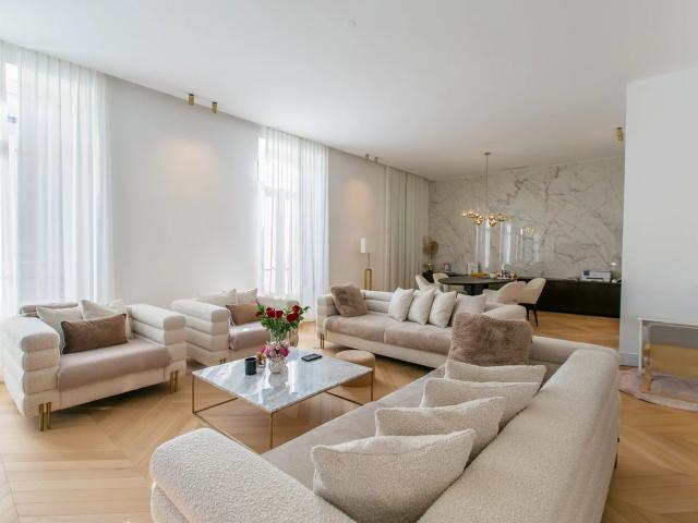 Nice Musiciens, magnifique 4 pièces de 166 m² rénové et clim. 165m² Nice