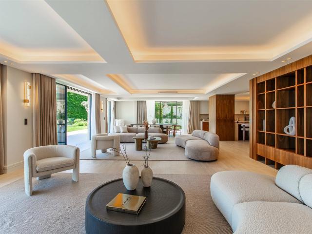 Nice Mont Boron, exceptionnelle villa contemporaine avec vue. 360m² Nice
